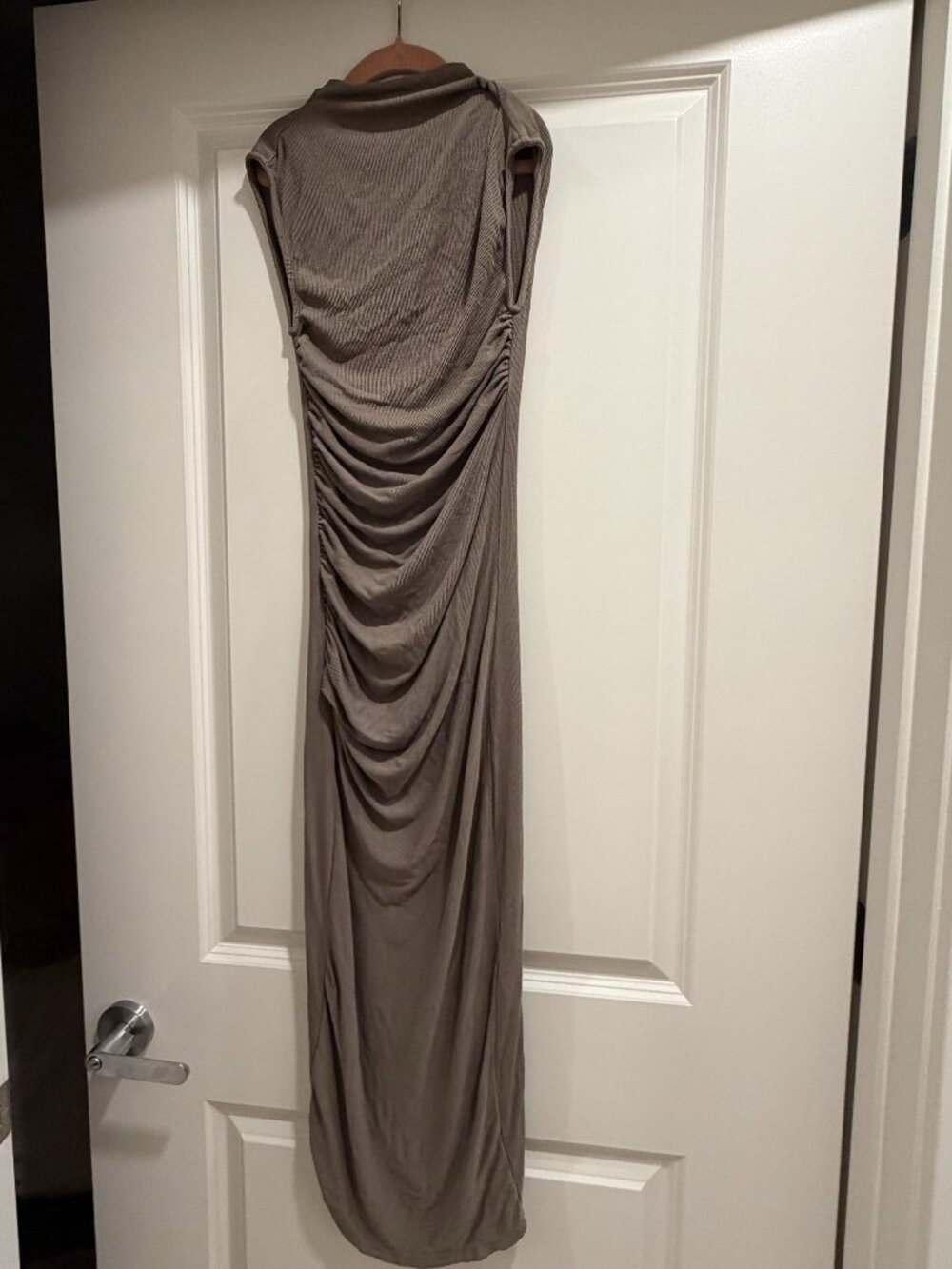 Taupe Ribbed Ruched Sleeveless Bodycon Midi Dress XS